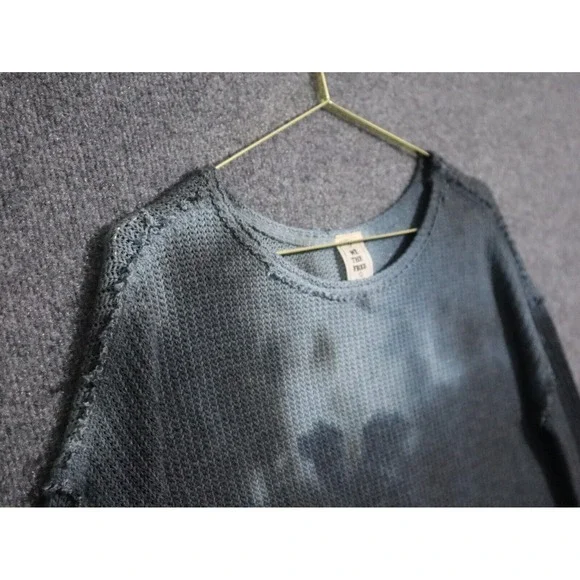 Free People Shirt Women Medium Blue Two Tone Sheer Knit‎ Long Sleeve Pullover - Picture 3 of 7